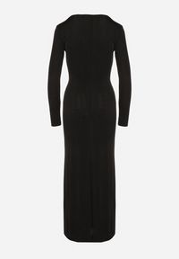 Born2be - Czarna Sukienka Koktajlowa z Biżuteryjną Aplikacją i Długim Rękawem Idivianne. Kolor: czarny. Długość rękawa: długi rękaw. Wzór: aplikacja. Typ sukienki: dopasowane. Styl: wizytowy #7