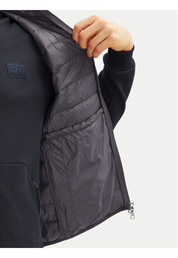 EA7 Emporio Armani Kamizelka 8NPQ06 PNGPZ U8115 Szary Regular Fit. Kolor: szary. Materiał: syntetyk