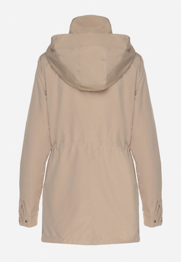 Born2be - Ciemnobeżowa Kurtka Parka Ściągana w Pasie Aridra. Okazja: na co dzień, na spacer. Kolor: beżowy. Materiał: jeans. Styl: elegancki, casual