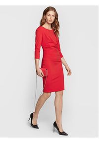 Rinascimento Sukienka koktajlowa CFC0110643003 Czerwony Regular Fit. Kolor: czerwony. Materiał: syntetyk. Styl: wizytowy #2