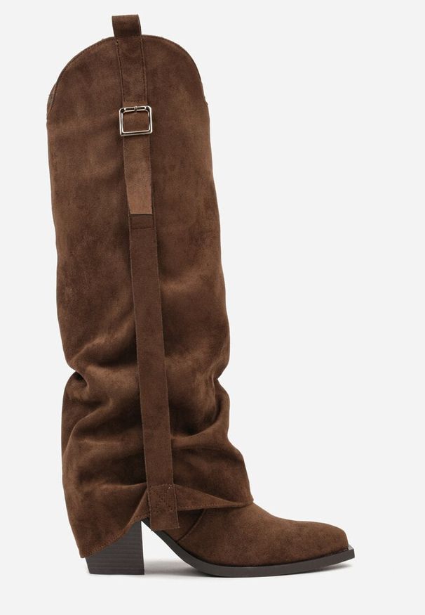 Born2be - Brązowe Kozaki Kowbojki na Stożkowym Obcasie z Wywiniętą Cholewką i Klamrą Naletea. Zapięcie: klamry. Kolor: brązowy. Szerokość cholewki: normalna. Obcas: na obcasie. Wysokość obcasa: średni