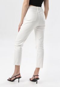 Born2be - Białe Jeansy Dorydoe. Kolor: biały. Materiał: jeans #2