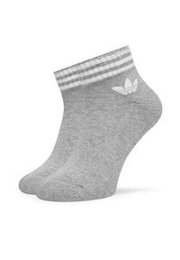 Adidas - adidas Zestaw 3 par wysokich skarpet unisex 3-Stripes JV7437 Kolorowy. Materiał: materiał, bawełna. Wzór: kolorowy