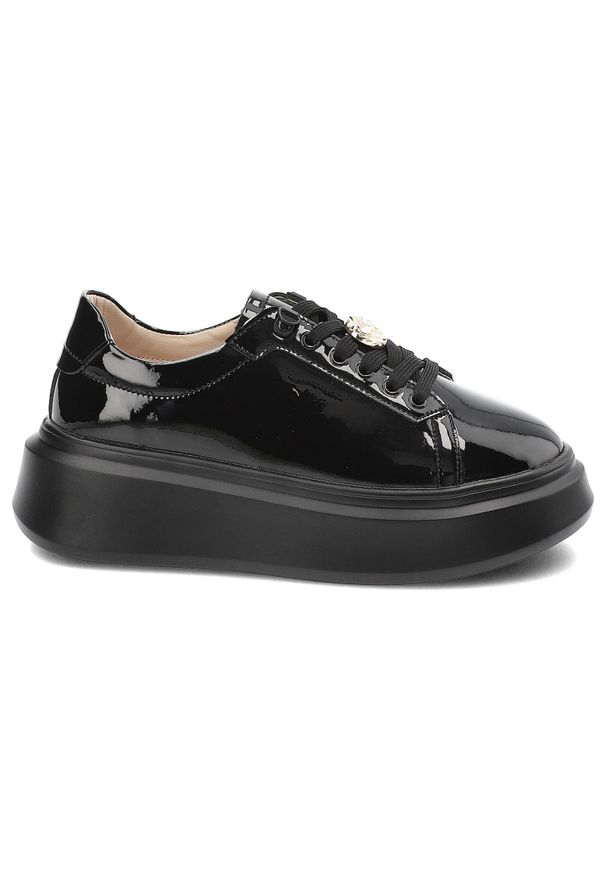 Czarne Sneakersy Artiker Modne Obuwie Damskie. Okazja: na co dzień. Kolor: czarny. Materiał: lakier, skóra. Obcas: na platformie