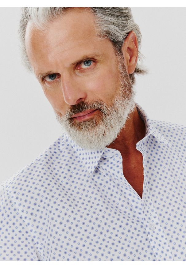 Pako Lorente - PAKO LORENTE – Biała koszula męska mikrowzór. Kolor: biały. Materiał: elastan, bawełna. Długość rękawa: długi rękaw. Długość: długie