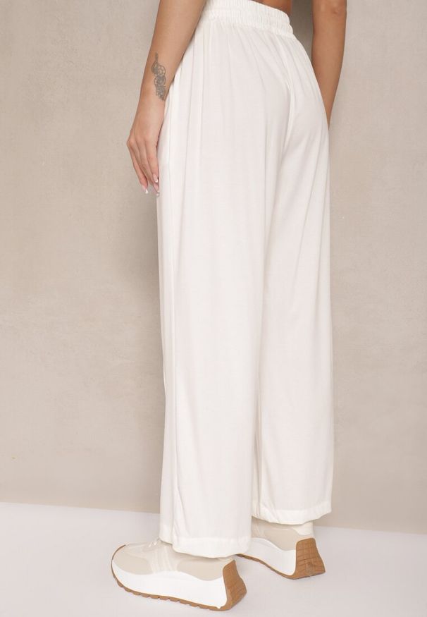 Renee - Białe Spodnie z Wiskozą o Szerokim Kroju High Waist z Wiązaniem Ellivartia. Okazja: na co dzień. Stan: podwyższony. Kolor: biały. Materiał: wiskoza. Styl: elegancki, casual