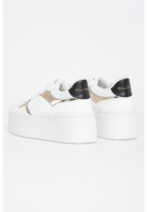Baldinini - Sneakersy damskie skórzane na platformie BALDININI. Materiał: skóra. Obcas: na platformie