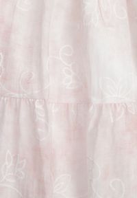 Born2be - Jasnoróżowa Haftowana Sukienka Hiszpanka z Wiskozą z Bufiastymi Rękawami Evina. Okazja: do pracy, na co dzień. Typ kołnierza: dekolt hiszpanka. Kolor: różowy. Materiał: wiskoza. Wzór: haft. Typ sukienki: proste. Styl: elegancki, casual #8