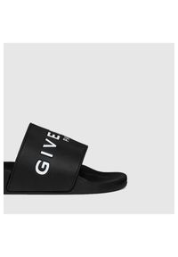 Givenchy - GIVENCHY Czarne klapki damskie z białym logo. Kolor: czarny #4