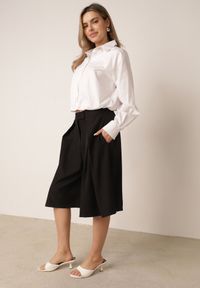 Born2be - Czarne Garniturowe Szorty Eleganckie z Szerokimi Nogawkami i Zaszewkami Artessa. Kolor: czarny. Styl: elegancki #2