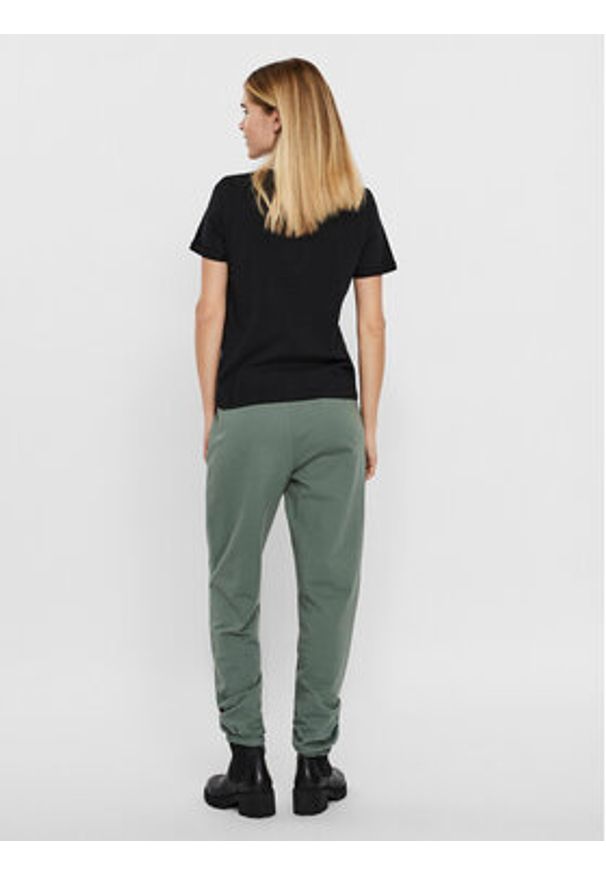 Vero Moda T-Shirt Paula 10243889 Czarny Regular Fit. Kolor: czarny. Materiał: bawełna