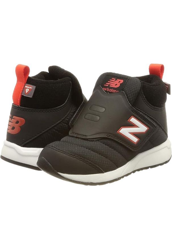 Buty do chodzenia dla dzieci New Balance. Kolor: czarny. Sport: turystyka piesza