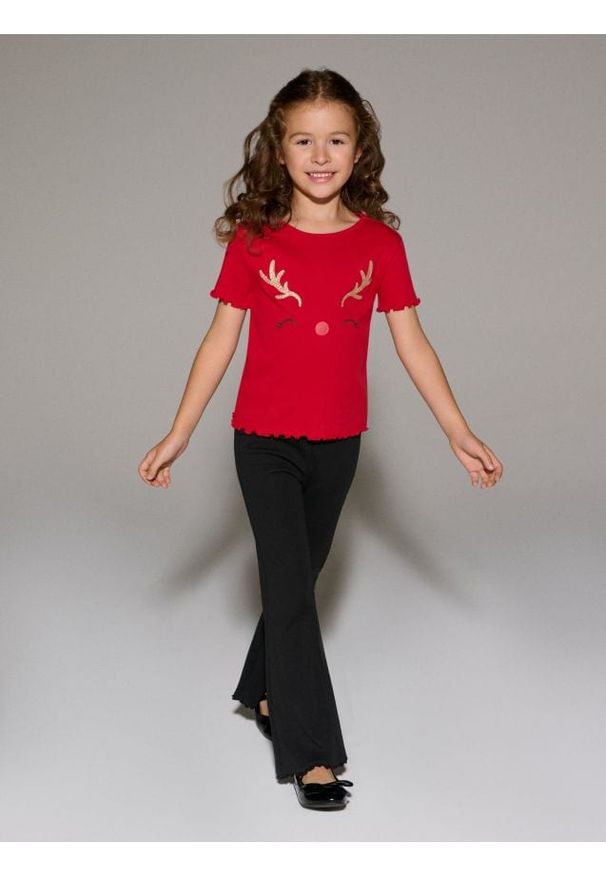 Sinsay - Prążkowana koszulka z motywem świątecznym - wielobarwny. Materiał: prążkowany. Styl: wizytowy