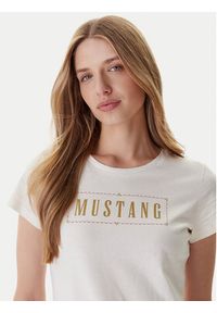 Mustang T-Shirt Loa 1016754 Écru Slim Fit. Materiał: bawełna
