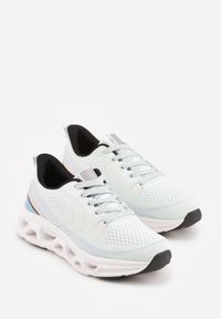 Born2be - Niebieskie Sneakersy na Grubej Geometrycznej Podeszwie Alexusa. Okazja: na co dzień. Kolor: niebieski. Materiał: jeans, dresówka. Wzór: geometria #5