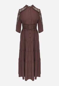 Born2be - Brązowa Rozkloszowana Sukienka Boho z Wiskozą Zdobiona Ażurowymi Wstawkami Islae. Okazja: do pracy, na co dzień. Kolor: brązowy. Materiał: wiskoza. Wzór: aplikacja, ażurowy. Typ sukienki: proste, rozkloszowane. Styl: boho #3