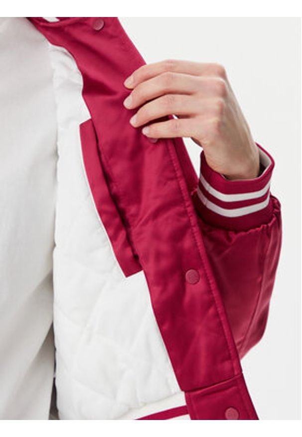Tommy Jeans Kurtka bomber Satin Coach DW0DW20229 Różowy Regular Fit. Kolor: różowy. Materiał: syntetyk