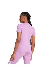 Adidas - Koszulka damska adidas Loungewear Essentials Slim Logo Tee. Kolor: fioletowy, biały, wielokolorowy. Sport: fitness