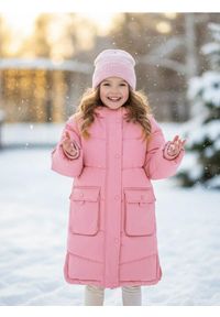 Sinsay - Kurtka ocieplana z kapturem - różowy. Typ kołnierza: kaptur. Kolor: różowy #1