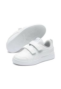 Buty do chodzenia dla dzieci Puma Courtflex V2 V PS. Zapięcie: rzepy. Kolor: fioletowy, szary, biały, wielokolorowy. Materiał: guma, syntetyk, tkanina, materiał. Szerokość cholewki: normalna. Sport: turystyka piesza