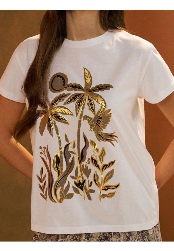 Sinsay - Bawełniana koszulka z metalicznym printem - biały. Kolor: biały. Materiał: bawełna. Wzór: nadruk