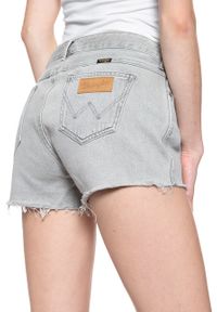 Wrangler - DAMSKIE SPODENKI WRANGLER BOYFRIEND SHORT ICY GREY W29KRJ28C. Materiał: jeans #10