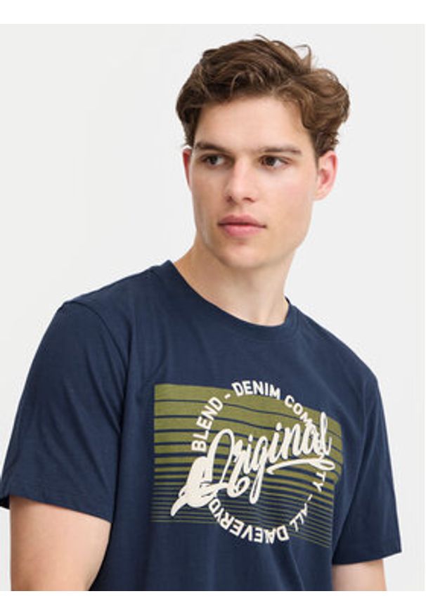 Blend T-Shirt 20717959 Granatowy Regular Fit. Kolor: niebieski. Materiał: bawełna