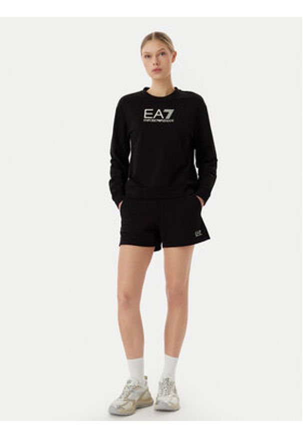 EA7 Emporio Armani Komplet bluza i szorty sportowe 7W000974 AF13135 UC001 Czarny Regular Fit. Kolor: czarny. Materiał: bawełna. Styl: sportowy