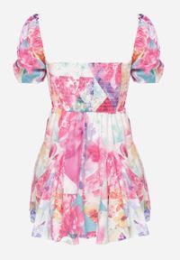 Born2be - Fuksjowa Sukienka Mini z Gumkami w Pasie w Kwiaty Maggietta. Kolor: różowy. Długość rękawa: krótki rękaw. Wzór: kwiaty. Sezon: wiosna, lato. Długość: mini #2