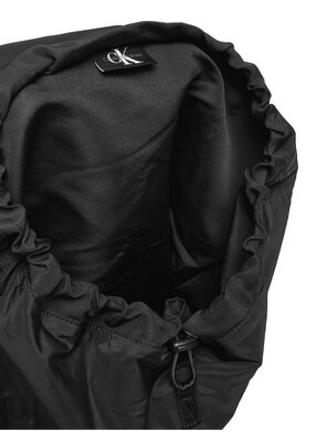 Calvin Klein Jeans Plecak Packable Flap K50K512547 Czarny. Kolor: czarny. Materiał: materiał