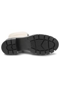 Beżowe Botki Simen Damskie Skórzane Modne Obuwie. Okazja: na spacer, na co dzień. Zapięcie: zamek. Kolor: beżowy. Szerokość cholewki: normalna. Materiał: skóra. Sezon: zima, jesień. Obcas: na obcasie. Styl: casual, elegancki. Wysokość obcasa: niski #5