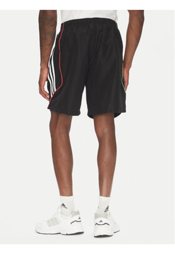 Adidas - adidas Szorty sportowe Juventus UBP JF0454 Czarny Regular Fit. Kolor: czarny. Materiał: syntetyk