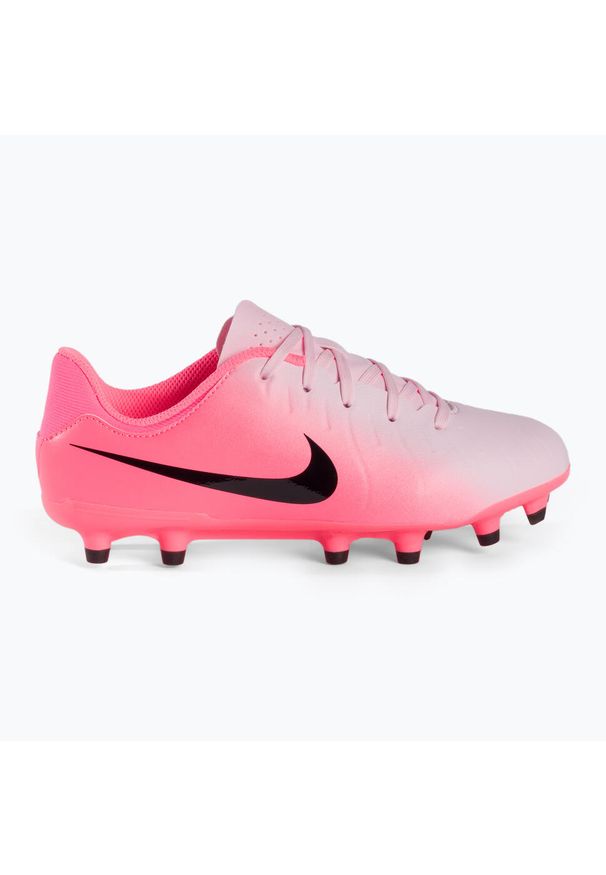 Buty piłkarskie dziecięce Nike Tiempo Emerald Legend 10 Academy FG/MG. Kolor: różowy. Sport: piłka nożna
