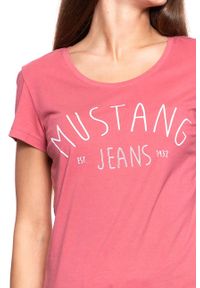 Mustang - MUSTANG T SHIRT DAMSKI Alexia C Print Slate Rose 1009387 8271. Wzór: nadruk