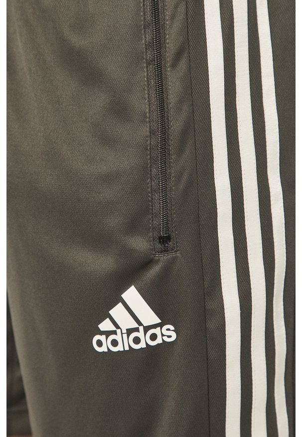 Adidas - adidas - Szorty. Okazja: na co dzień. Kolor: szary. Styl: casual