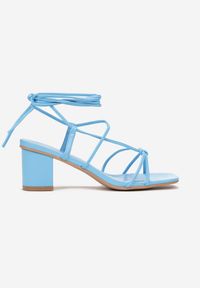 Born2be - Granatowe Sandały Typhista. Nosek buta: otwarty. Kolor: niebieski. Wzór: kolorowy, jednolity, aplikacja. Obcas: na słupku