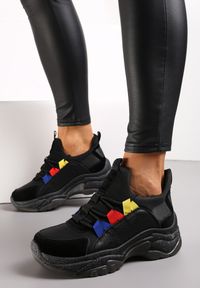 Renee - Czarne Sneakersy z Grubą Podeszwą z Kolorowym Sznurowaniem Soloi. Kolor: czarny. Wzór: kolorowy #4