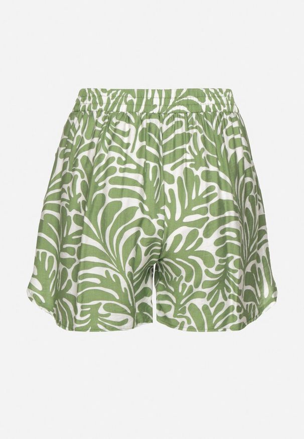 Born2be - Zielone Szorty w Geometryczny Wzór Reviare. Okazja: na co dzień. Kolor: zielony. Wzór: geometria. Styl: klasyczny, casual