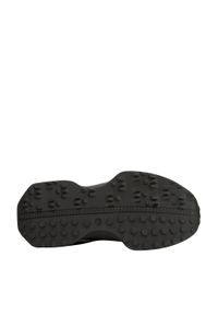 Wittchen - Damskie sneakersy z połyskującą wstawką czarno-beżowe. Kolor: wielokolorowy, beżowy, czarny. Materiał: zamsz, skóra. Obcas: na platformie #2