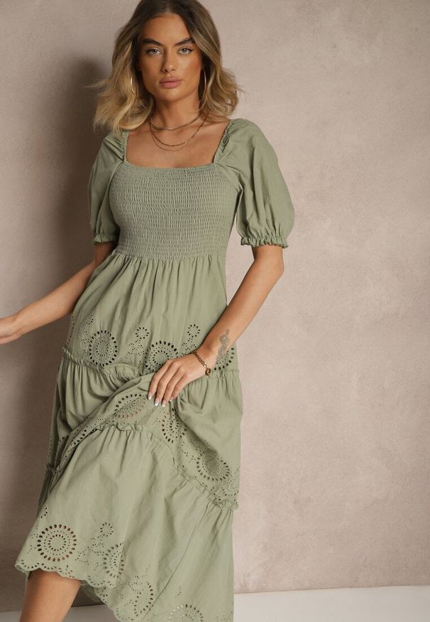 Renee - Zielona Sukienka z Bawełny Ozdobiona Haftem Iffirina. Okazja: na co dzień. Kolor: zielony. Materiał: bawełna. Wzór: aplikacja, haft. Styl: casual
