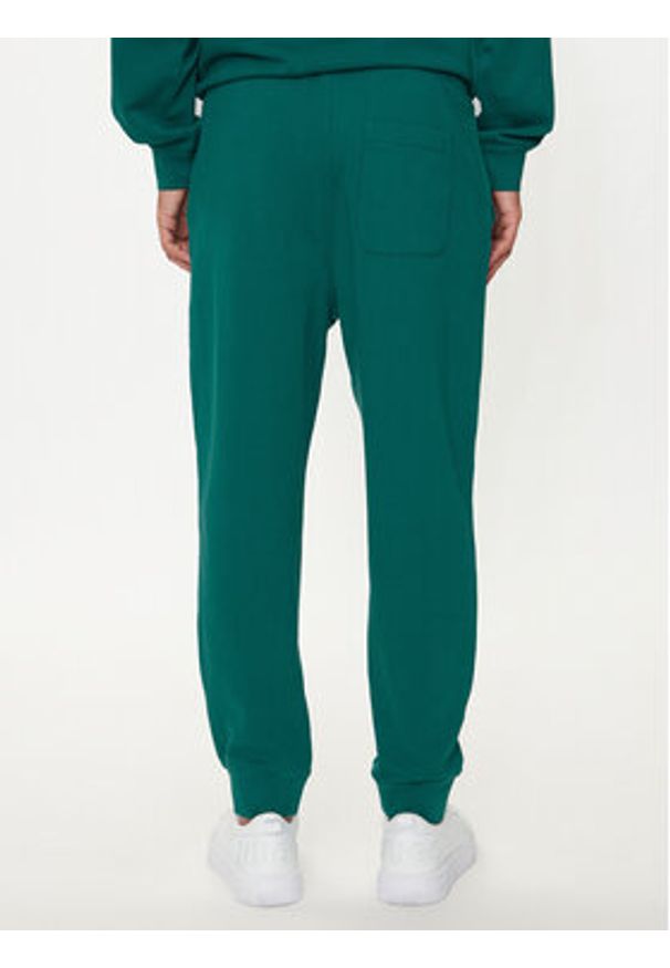 United Colors of Benetton - United Colors Of Benetton Spodnie dresowe 342ZUF01B Zielony Regular Fit. Kolor: zielony. Materiał: bawełna