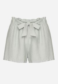 Born2be - Jasnozielone Wiskozowe Szorty w Stylu Paper Bag z Paskiem Saramora. Okazja: na co dzień, na spacer. Kolor: zielony. Materiał: wiskoza. Sezon: lato. Styl: elegancki, casual #6