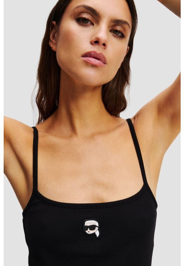 Karl Lagerfeld - KARL LAGERFELD Сzarny damski top Ikon Patch Tank Top. Kolor: czarny