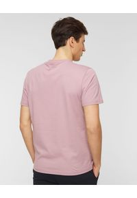 Napapijri - T-shirt NAPAPIJRI SALIS C SS 1. Kolor: różowy. Materiał: bawełna. Wzór: haft. Styl: klasyczny