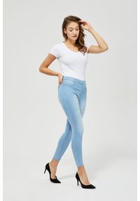 MOODO - Jeansy typu jeggins z wysokim stanem. Stan: podwyższony. Materiał: jeans. Długość: długie. Wzór: gładki #5