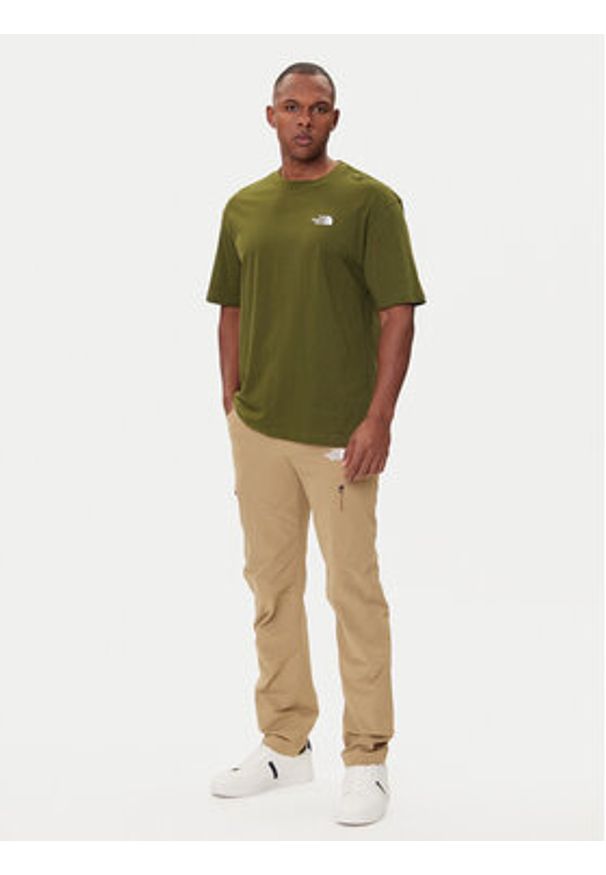 The North Face T-Shirt Simple Dome NF0A87NR Zielony Oversize. Kolor: zielony. Materiał: bawełna