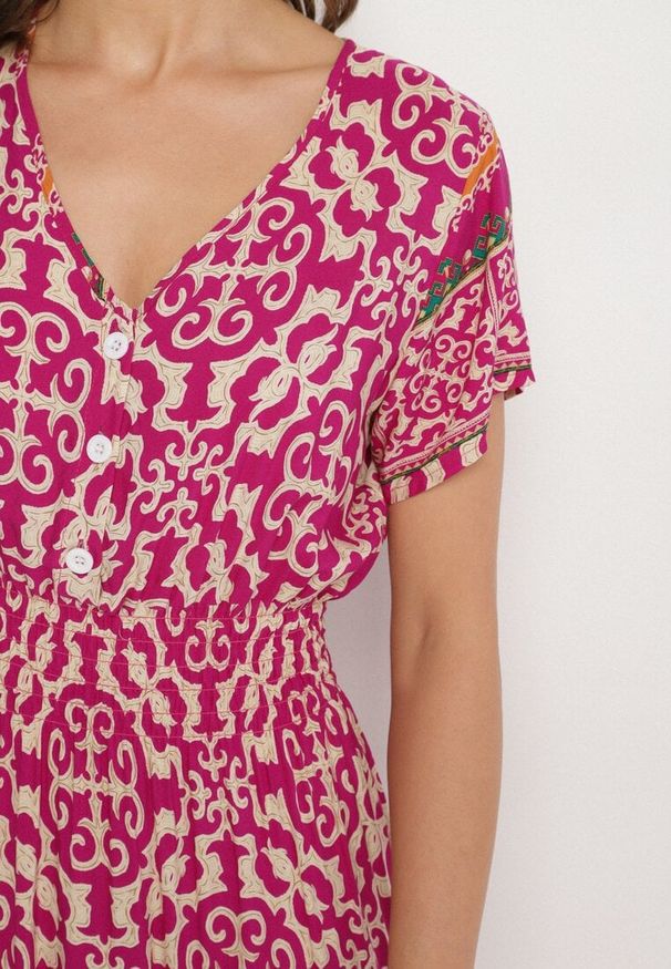 Born2be - Fioletowa Bawełniana Sukienka z Guzikami i Ornamentnym Wzorem Zisselle. Kolor: fioletowy. Materiał: bawełna