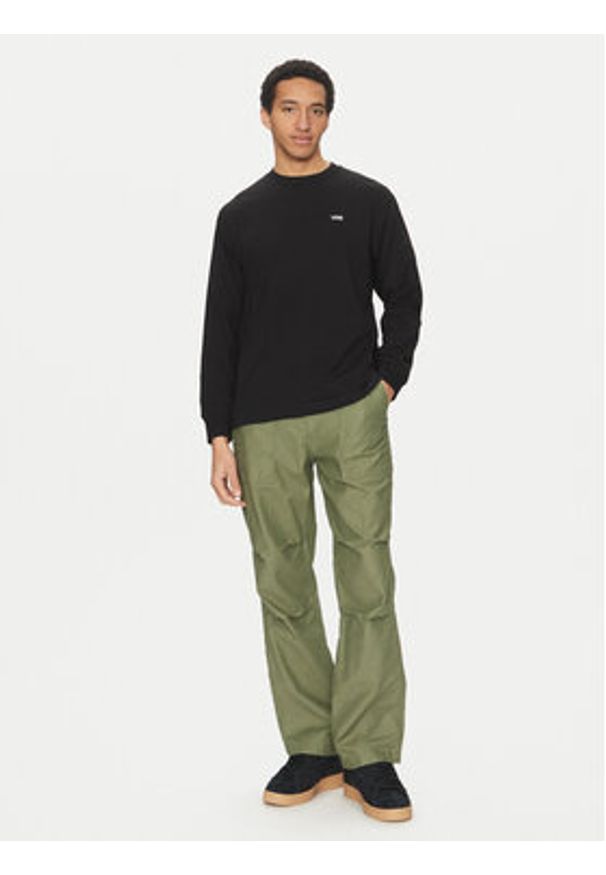 Vans Longsleeve Left Chest II VN000P1S Czarny Loose Fit. Kolor: czarny. Materiał: syntetyk. Długość rękawa: długi rękaw