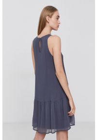 Vero Moda Sukienka kolor szary mini oversize. Kolor: szary. Materiał: tkanina, poliester. Typ sukienki: oversize. Długość: mini #4