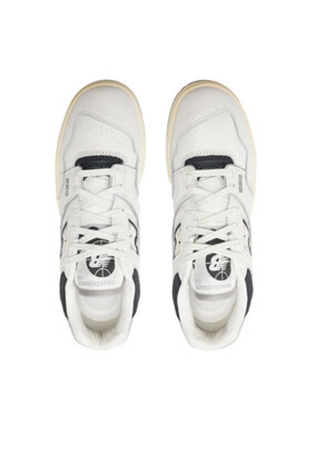 New Balance Sneakersy BB550VGB Écru. Materiał: materiał